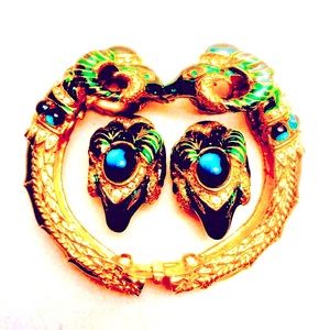 Vtg Craft Ram Bracelet & Earrings Set